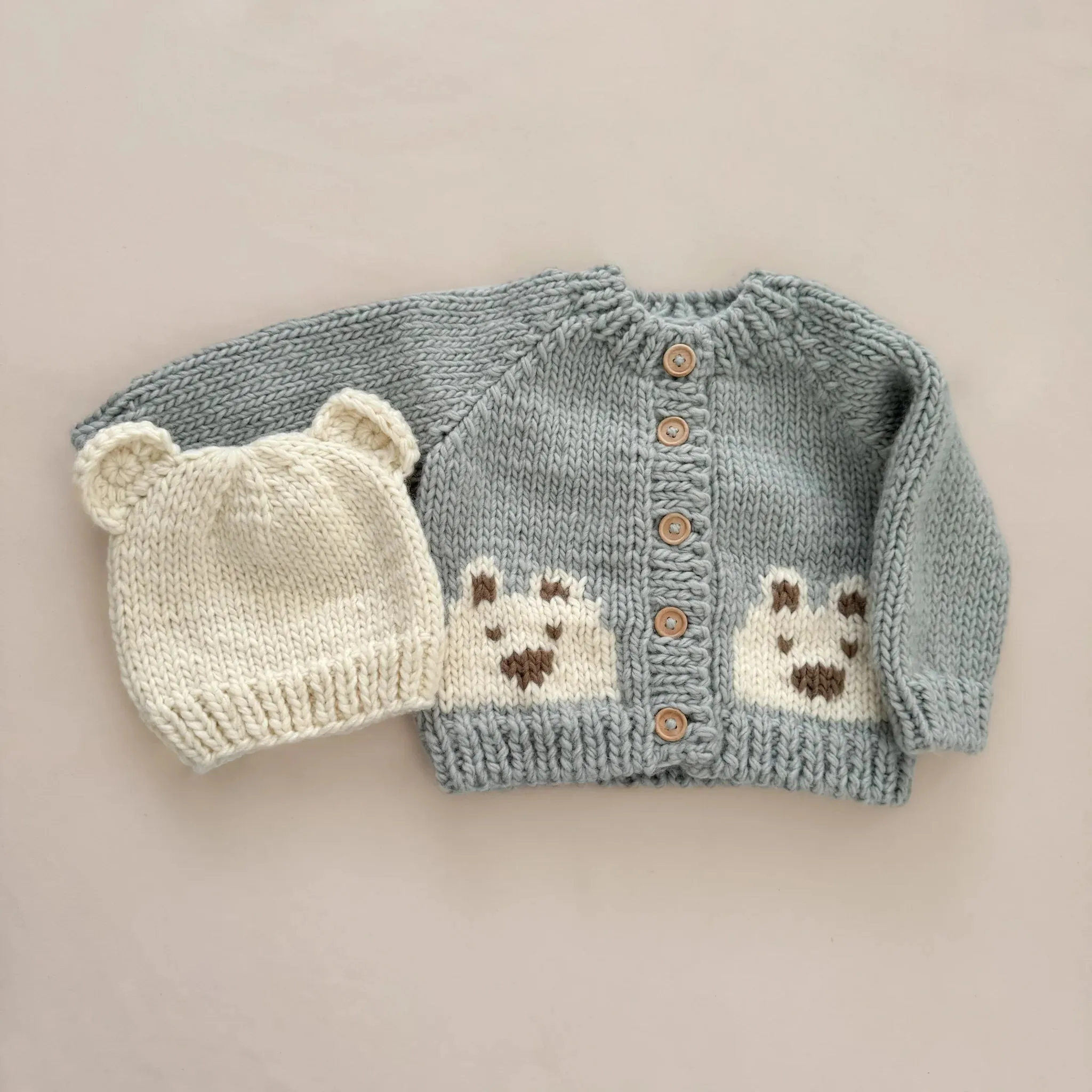 Bear Cardigan Bowie Grey