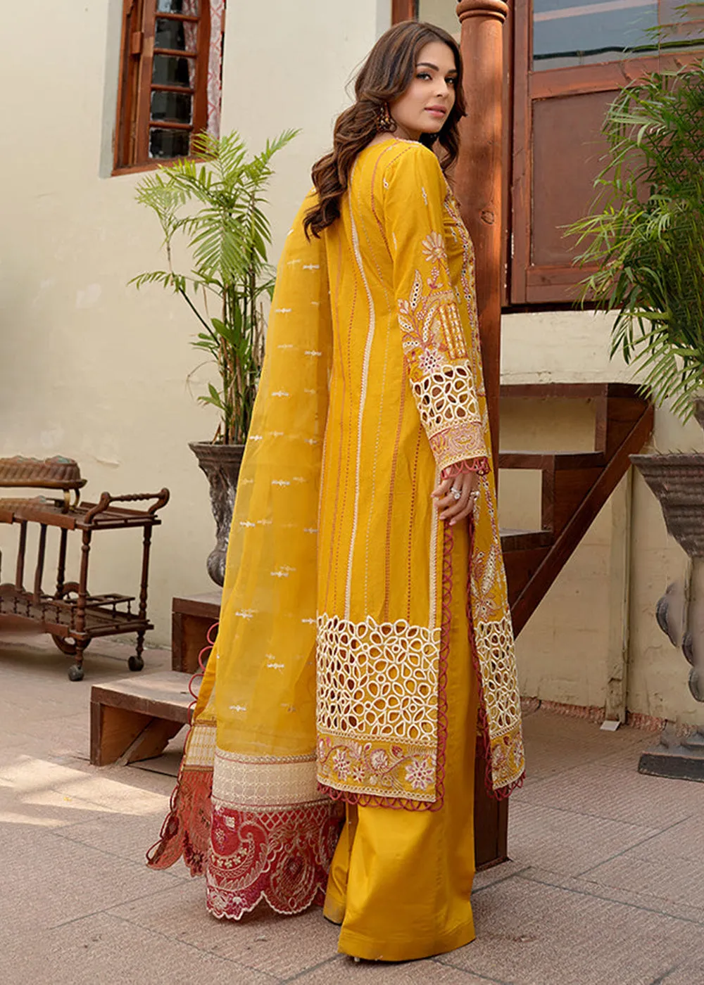 Yellow Lawn Dress - Bahaar Luxury Lawn '23 by Mariyam's - Giaa B-1017